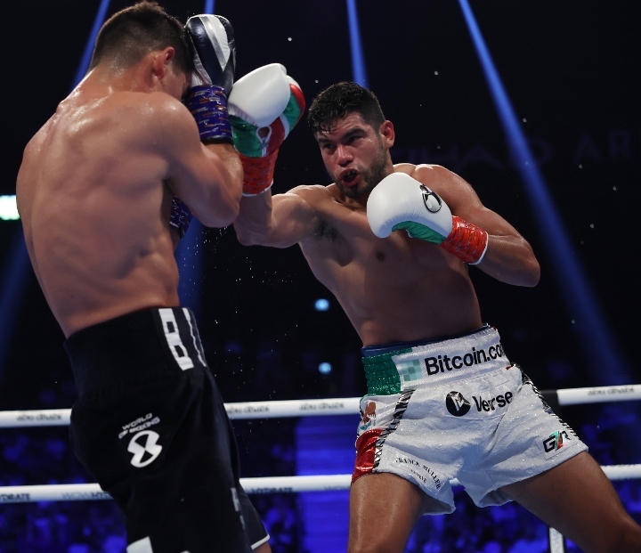 bivol-ramirez-fight (11)