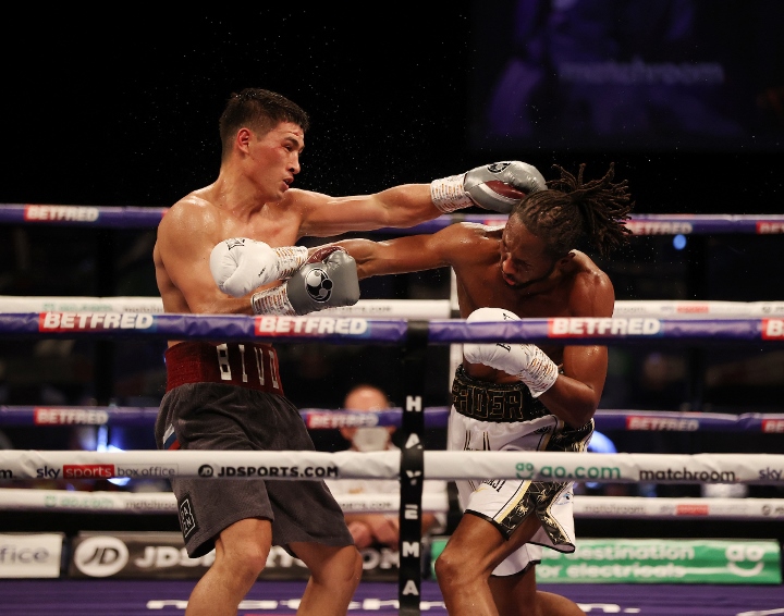 bivol-richards-fight (19)