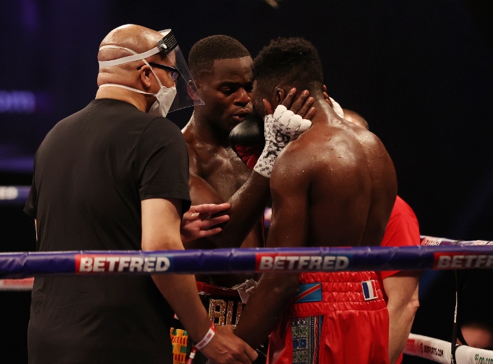 buatsi-dos-santos-fight (25)