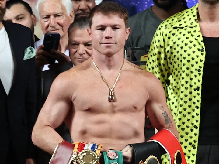 Saul 'Canelo' Alvarez wins by unanimous decision after dominant performance  over Callum Smith