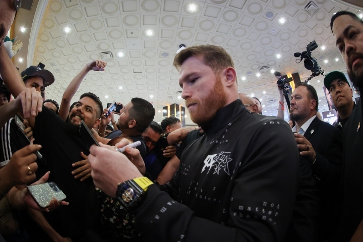 canelo-grand-arrival-ggg-trilogy (5)