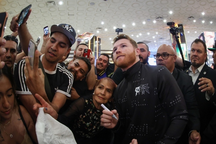 canelo-grand-arrival-ggg-trilogy (6)