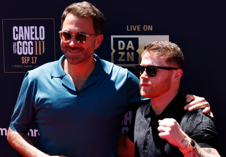 Canelo Álvarez versus Artur Beterbiev sería un peleón, asegura Eddie Hearn.