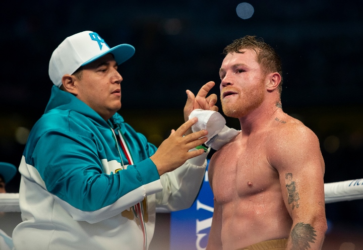 Oleksandr Usyk open to fighting Canelo Alvarez at cruiserweight