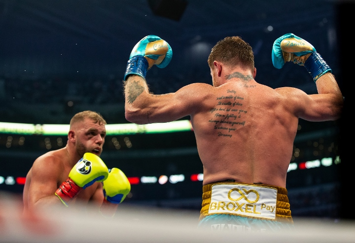 Saunders no pone excusas por su derrota ante el Canelo y sentencia que esa noche ganó el mejor.