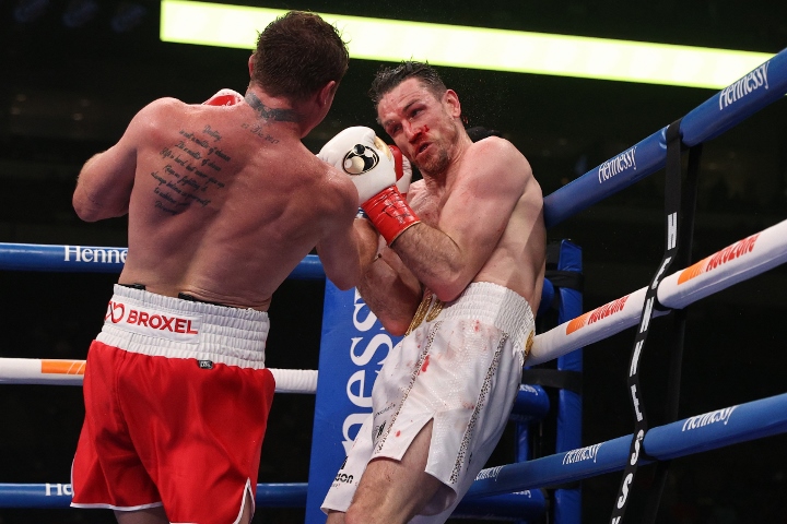 Saunders cree que Callum Smith solo peleó por el dinero ante el Canelo Álvarez.