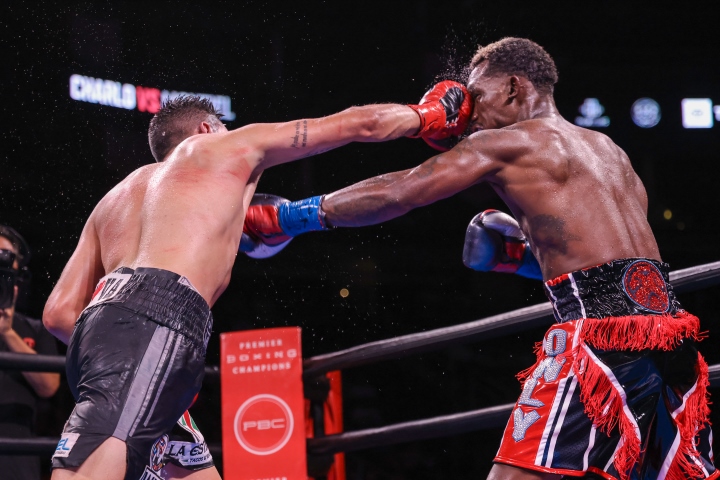 charlo-montiel-fight (8)