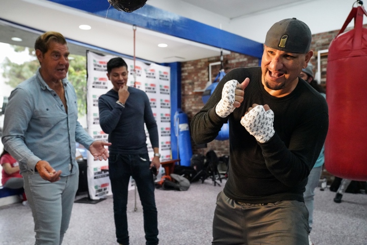 chris-arreola%20(13)_1619489994.jpg