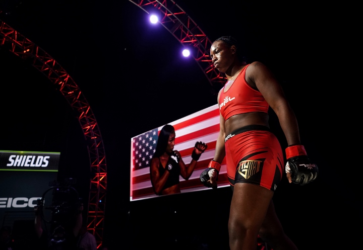 Photos: Claressa Shields Makes MMA Debut, Stops Elkin in ...