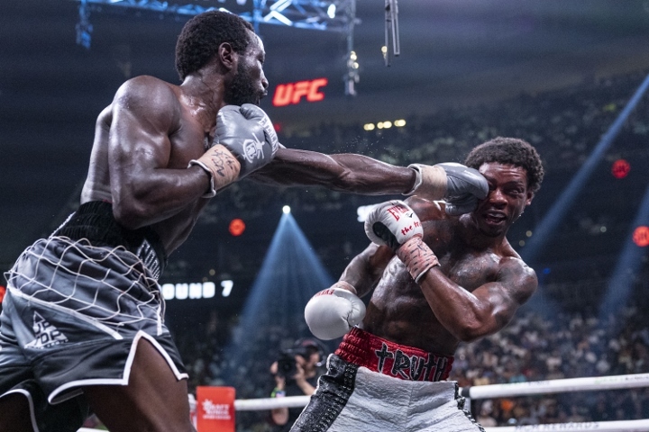 crawford-spence-fight (19)