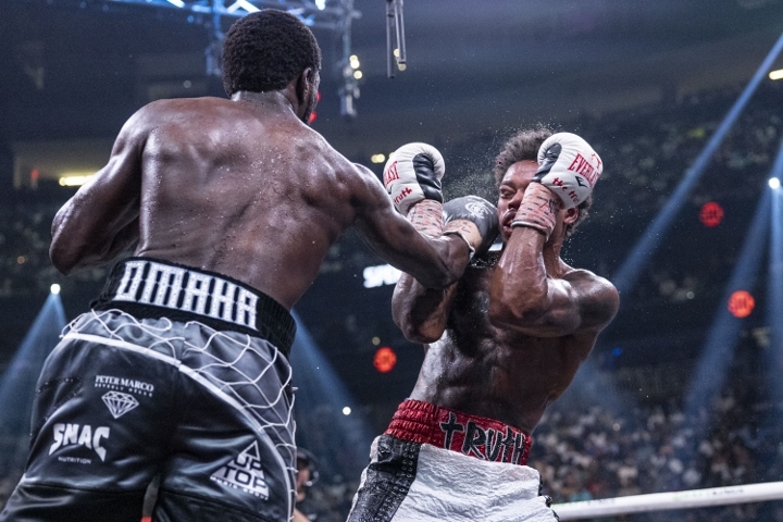 crawford-spence-fight (20)