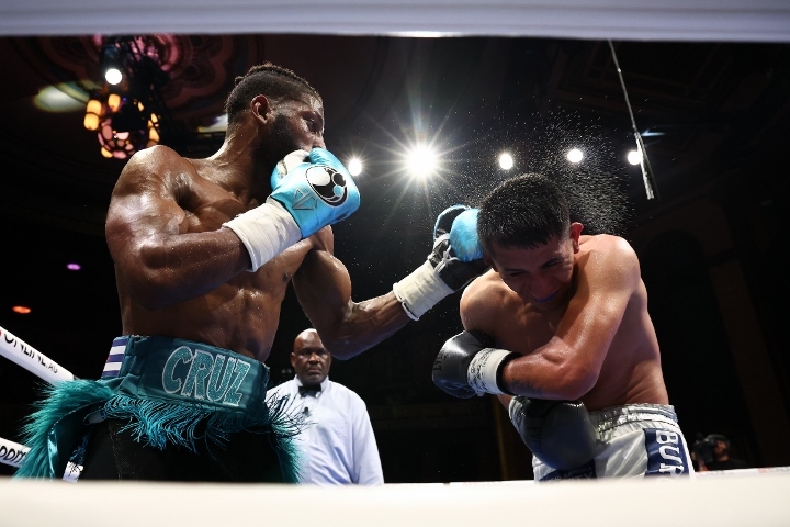 cruz-burgos-fight (14)