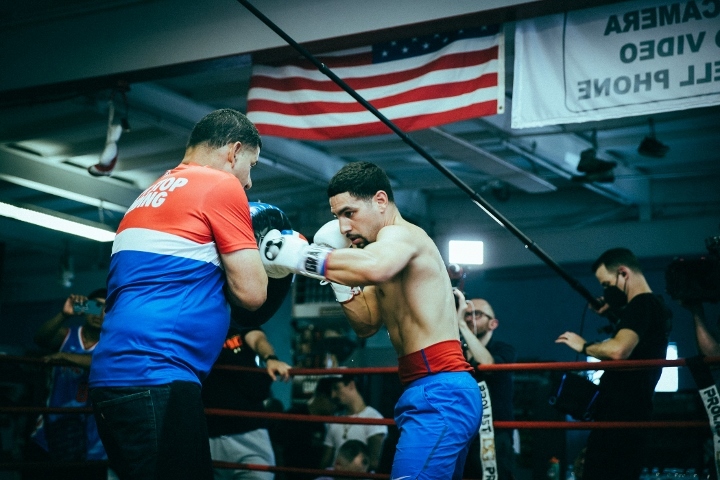 danny-garcia (25)_1658355226