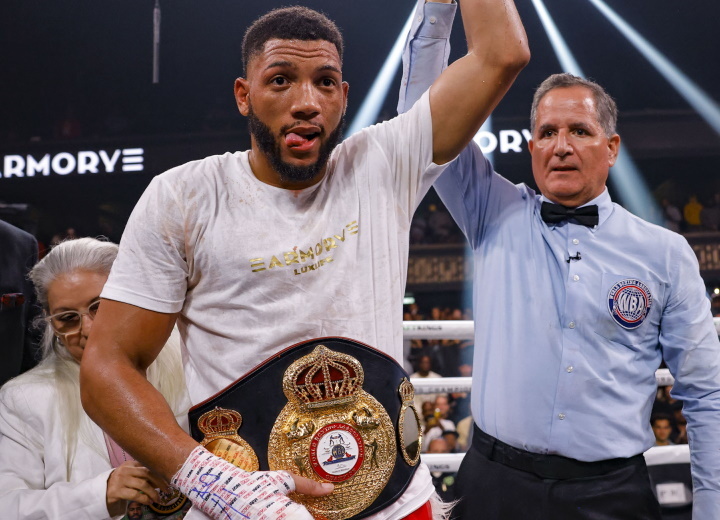 Morrell's Trainer On Fighting Benavidez Next I Don't Wanna Rush Him