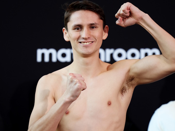 David Picasso Rib Injury To Outpoint Erik Ruiz On Munguia