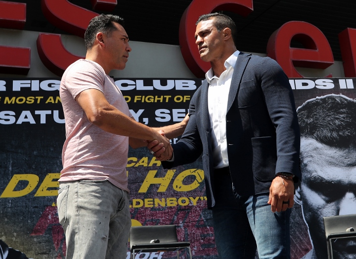 De La Hoya dio positivo a una prueba de Covid-19 y no peleará ante Vitor Belfort el 11 de septiembre, Evander Holifyeld podría tomar su lugar y combatir ante el expeleador de la UFC.