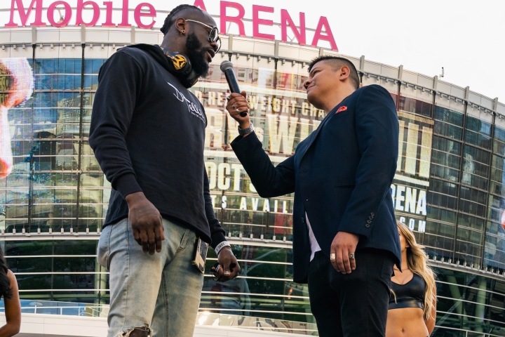 deontay-wilder-hafey (2)_1633493661