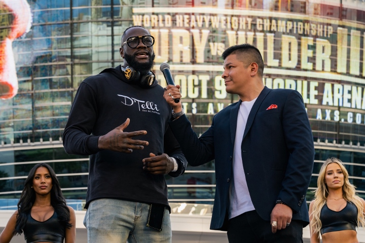 deontay-wilder-hafey (6)_1633493661