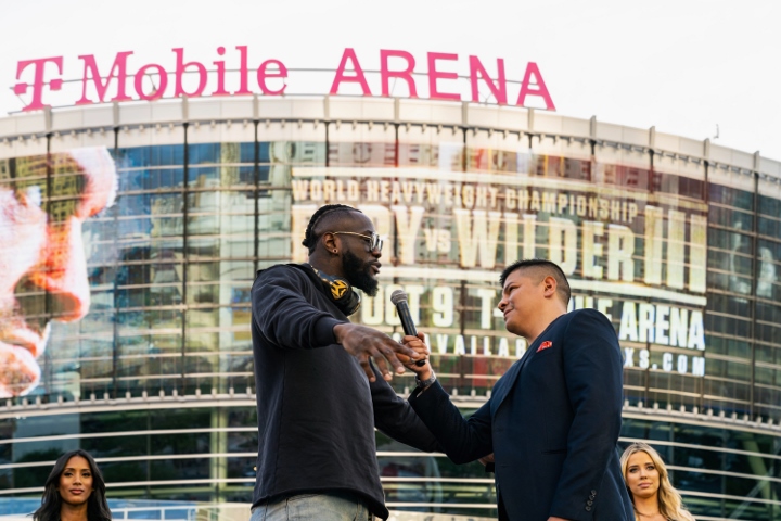 deontay-wilder_1633493661