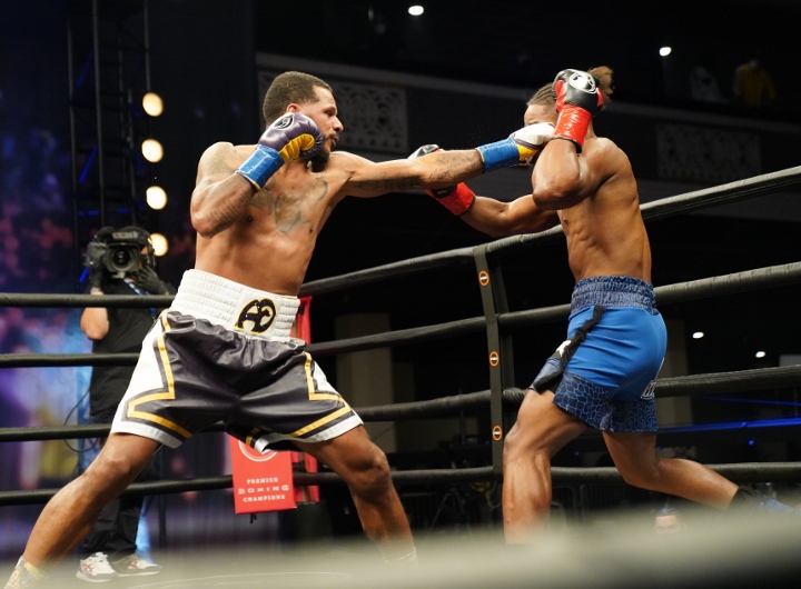 dirrell-davis-fight (36)