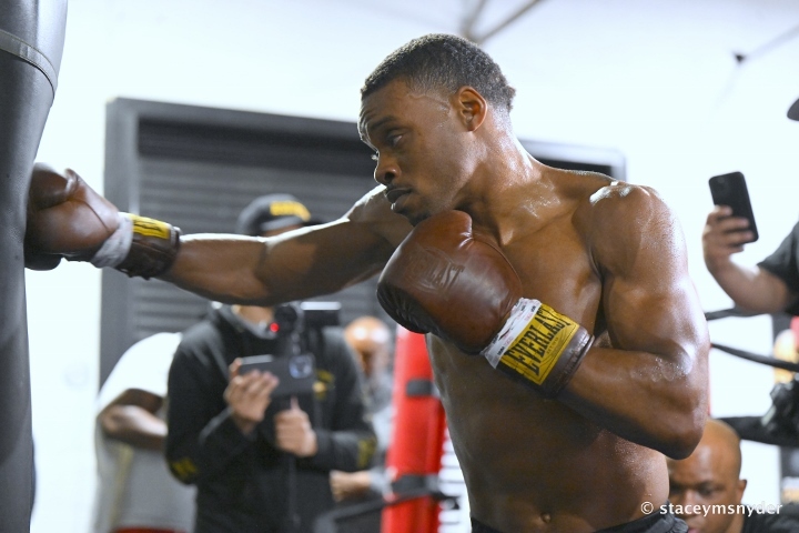 errol-spence (15)_1648775179