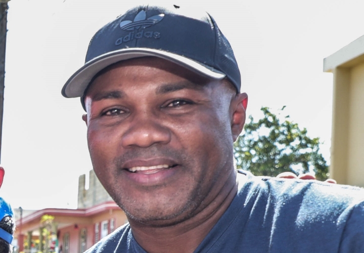 felix-trinidad_1626838098.jpg