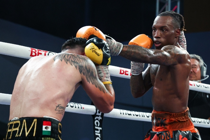 foster-hernandez-fight (35)