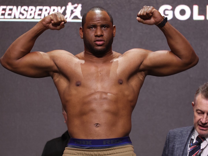 Frank Sanchez Drops Junior Fa Three Times, Stops Him in Seventh