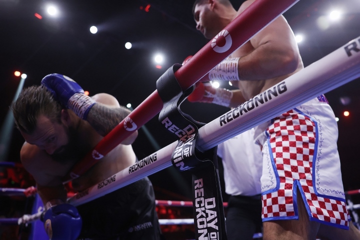 hrgovic-de-mori-fight (5)