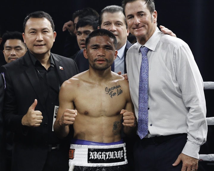 inoue-tapales-fight (17)