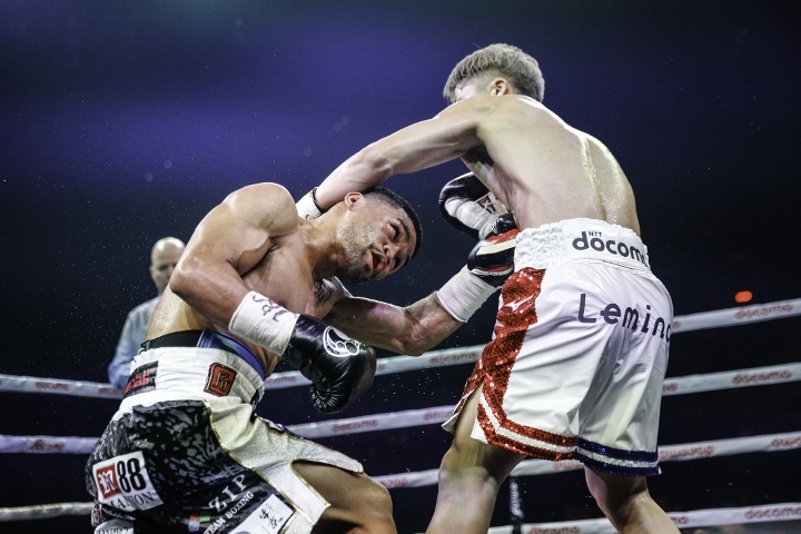 inoue-tapales-fight (3)