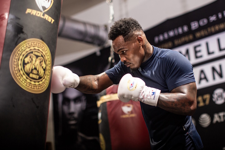 Ronnie Shields: Charlo Has To Go To The Body; Don’t See A Lotta Fighters Go To Canelo’s Body