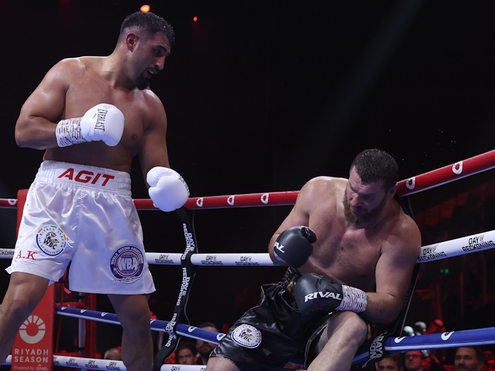 kabayel-makhmudov-fight (1)_1703381744