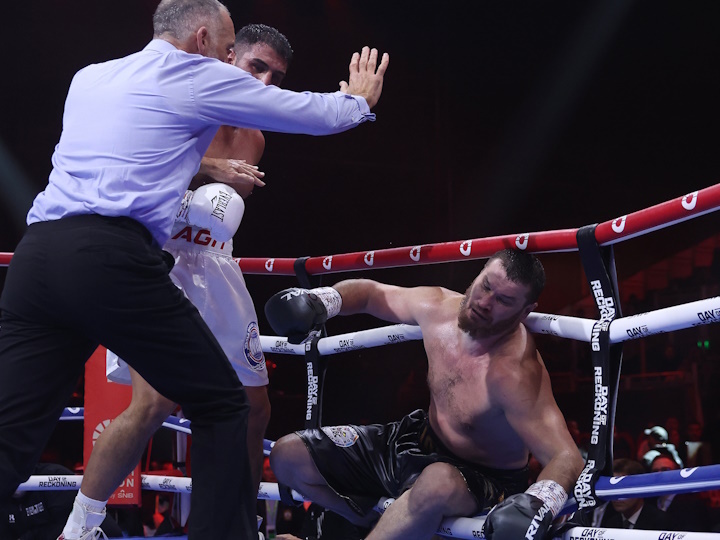 kabayel-makhmudov-fight (3)_1703381744