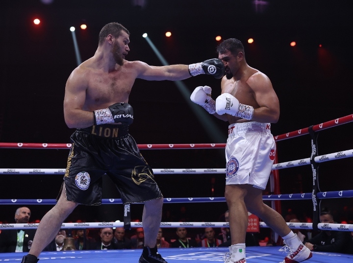 kabayel-makhmudov-fight (7)