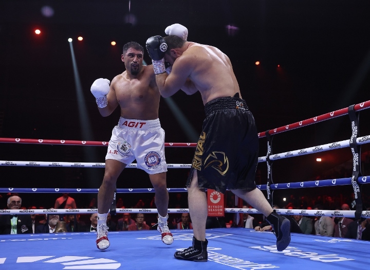 kabayel-makhmudov-fight (9)