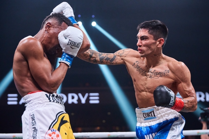 Photo of Photos: Subriel Matias Takes Out Jeremias Ponce in Five, Wins IBF Title