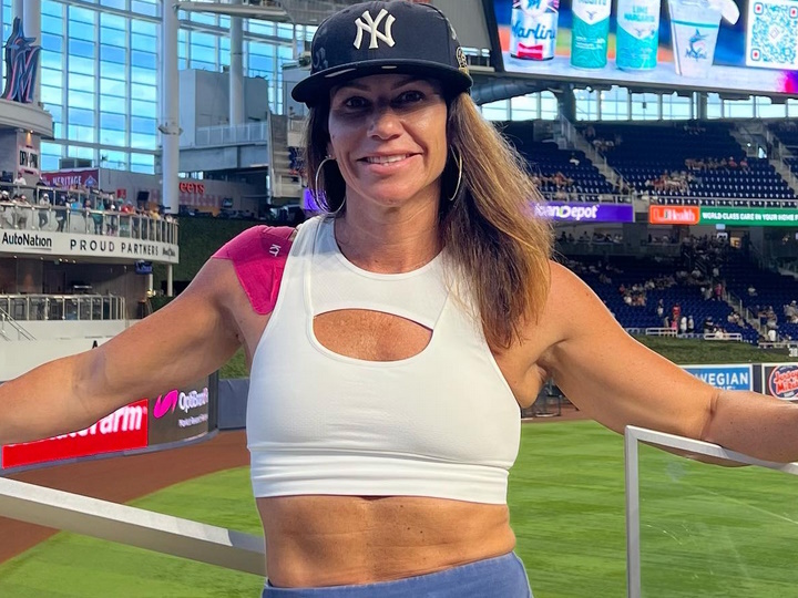 Maureen Shea Stays Busy in Dominican Republic, Eager For Title Shot -  Boxing News