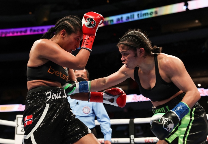 mccaskill-braekhus-fight (18)