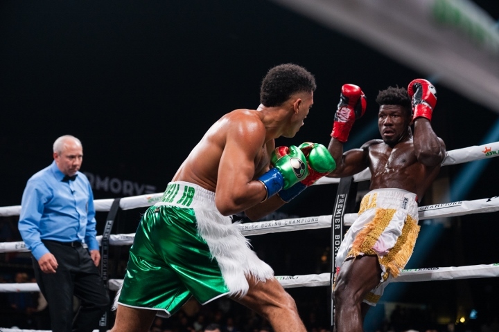 morrell-agbeko-fight-hafey (4)