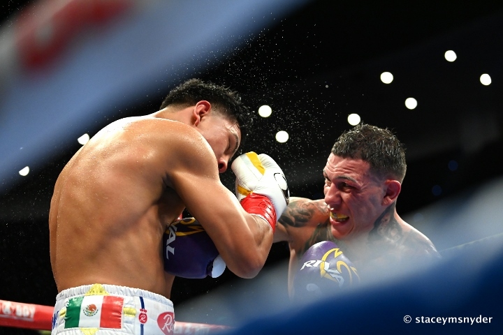 munguia-rosado-fight (5)