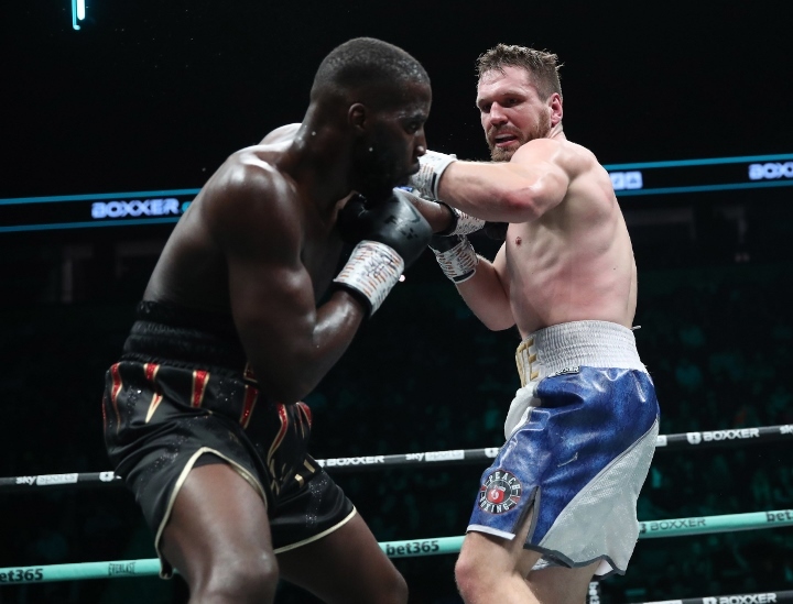 okolie-light-fight (10)