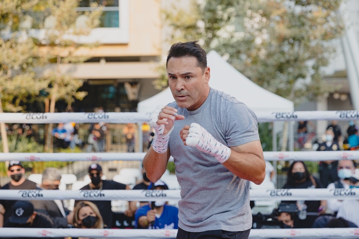 De La Hoya reveló que no estaba listo para dejar el boxeo cuando tuvo su retiro, en 2008 luego de perder ante Manny Pacquiao.