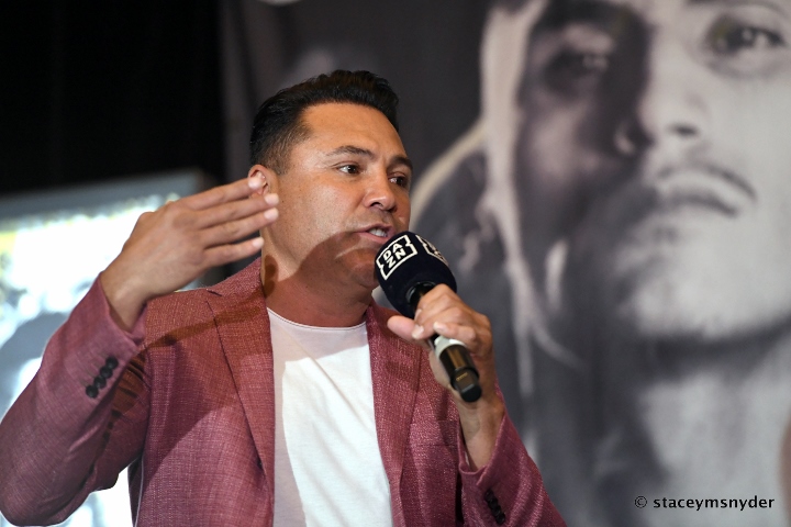 De La Hoya anunció su regreso al boxeo para el 3 de julio y Fernando Vargas ya lo retó a una revancha.