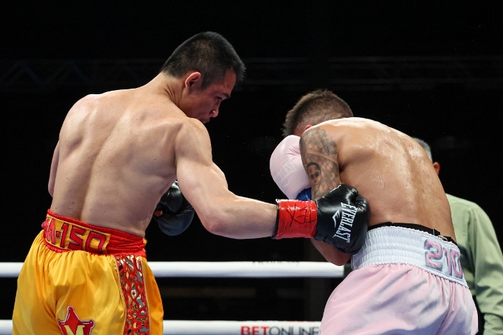 rodriguez-sor-rungvisai-fight (16)