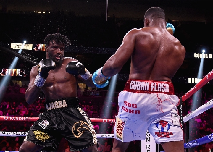 sanchez-ajagba-fight (35)