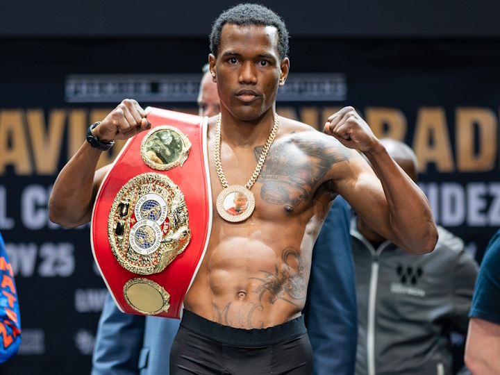Subriel Matias Boxer