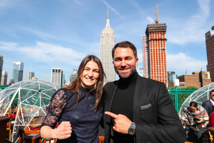 Hearn se propone armar Serrano vs. Taylor de una vez por todas y tiene en la mira el mes de abril y el Madison Square Garden en Nueva York. Hearn se propone armar Serrano vs. Taylor de una vez por todas y tiene en la mira el mes de abril y el Madison Square Garden en Nueva York.