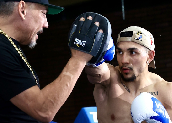 teofimo-lopez (7)_1707097046