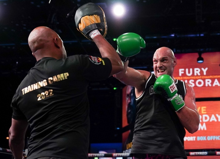 Coach SugarHill Says Tyson Fury is Getting Better With Age - Boxing News